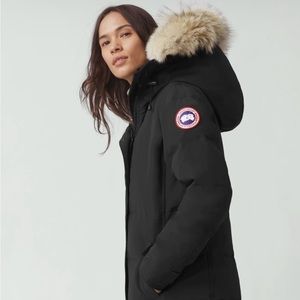 Canada Goose Shelburne Genuine Coyote Fur Trim Down Parka